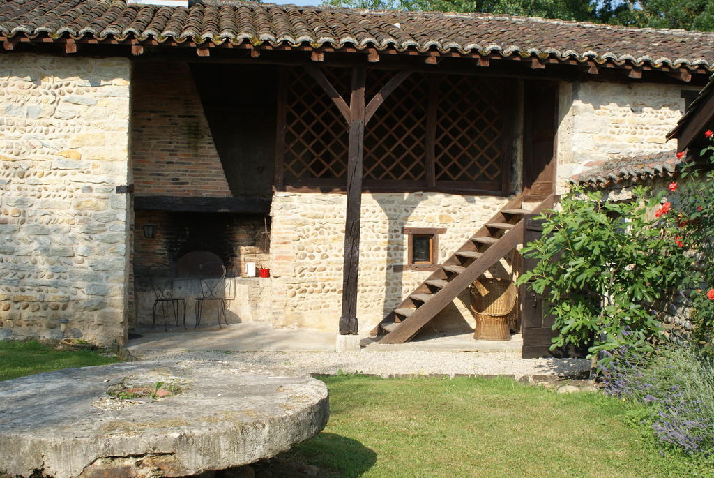 Le Moulin De Champagne Bed and Breakfast Viriat Eksteriør billede