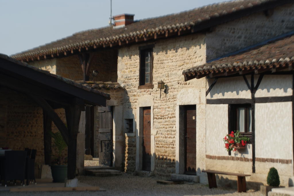 Le Moulin De Champagne Bed and Breakfast Viriat Eksteriør billede